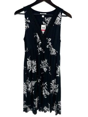 Charter Club Sleeveless Nightgown Size X-Small Black and White Floral